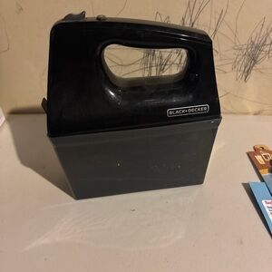 Black & Decker Black hand mixer